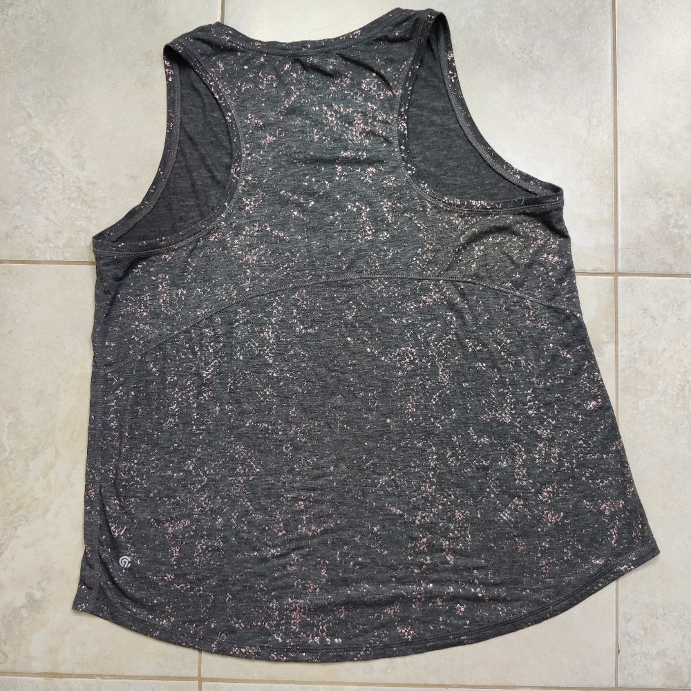 💎✨ Metallic Workout Tank - Picture 4 of 6